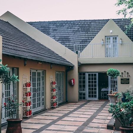Amoris Guest House-Waterkloof Ridge Претория Екстериор снимка