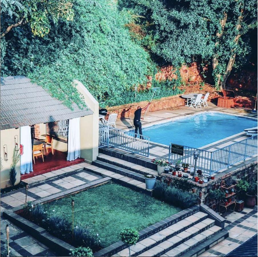 Amoris Guest House-Waterkloof Ridge Претория Екстериор снимка