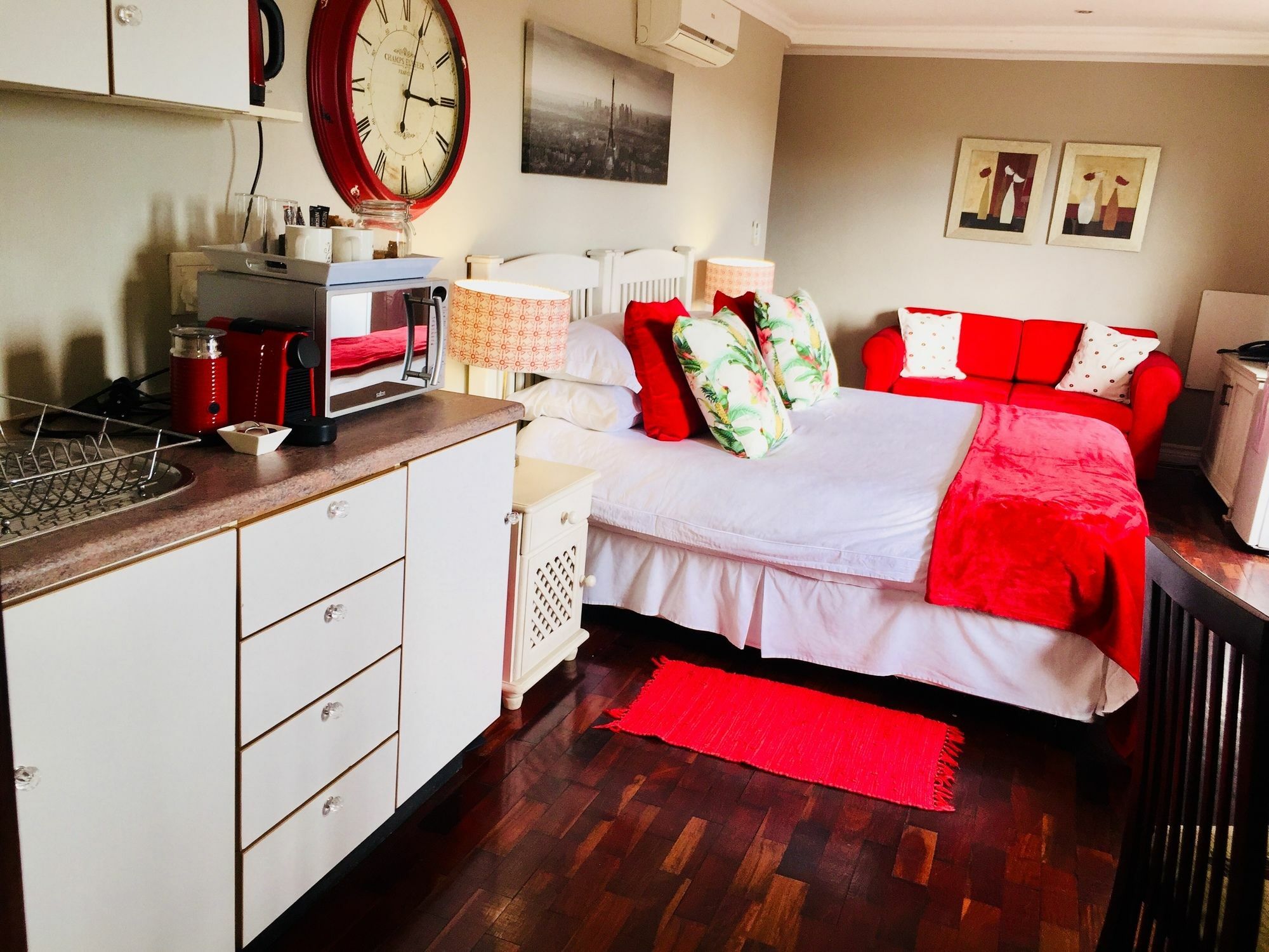 Amoris Guest House-Waterkloof Ridge Претория Екстериор снимка