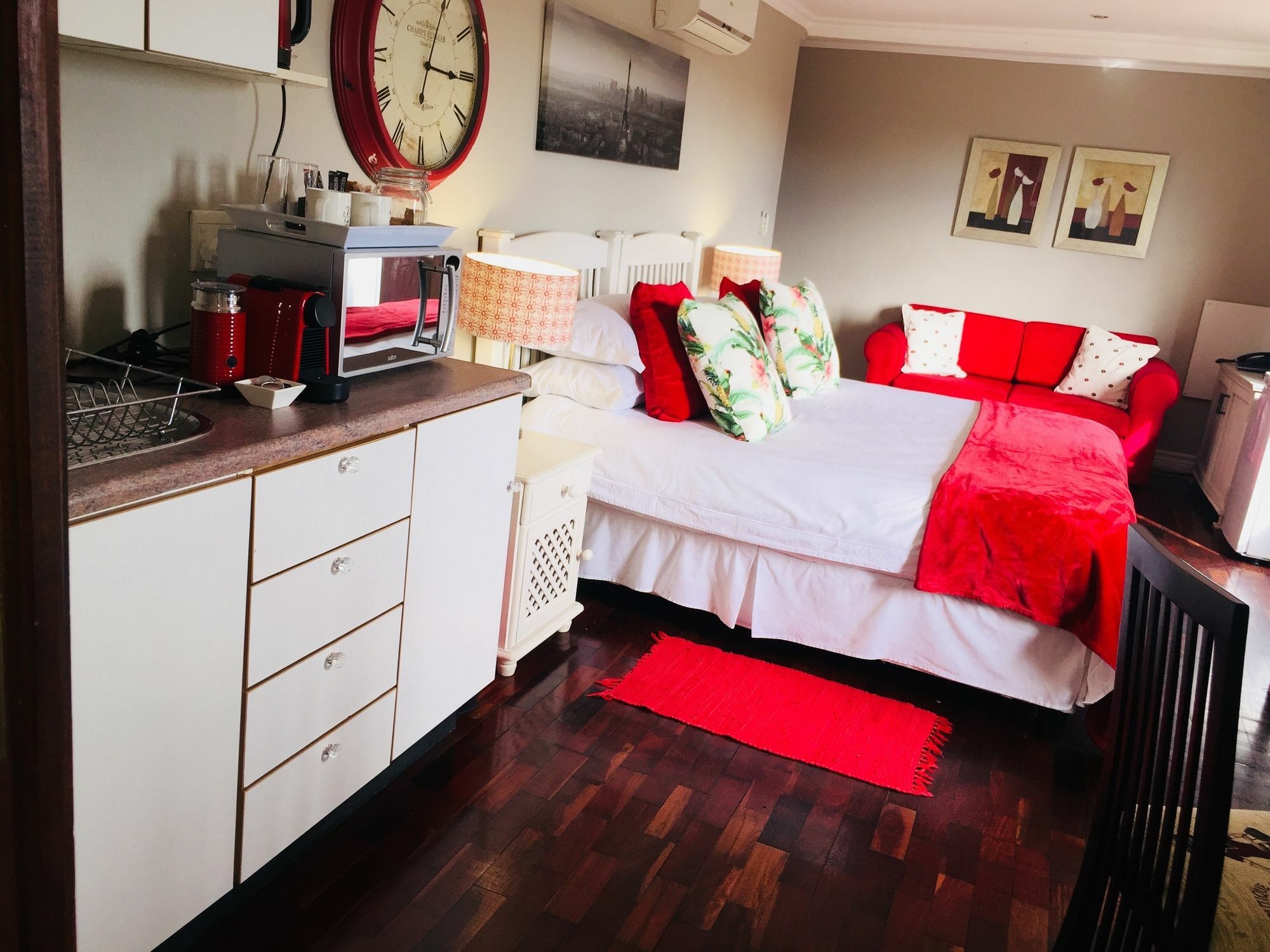 Amoris Guest House-Waterkloof Ridge Претория Екстериор снимка